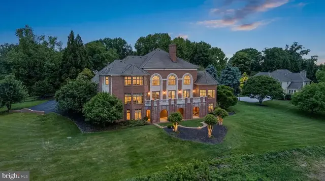 815 Hillstead Dr, Lutherville Timonium