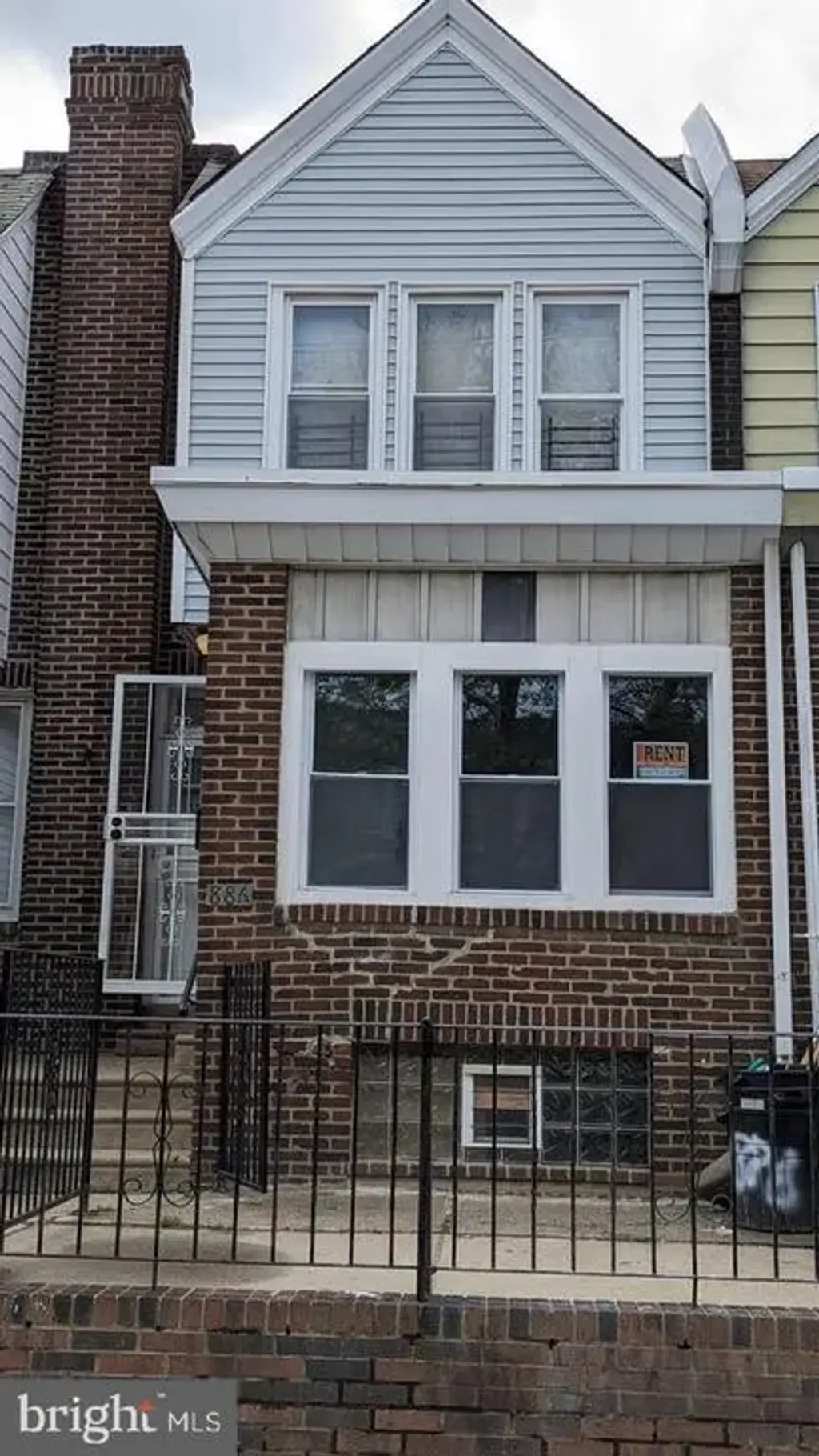 886 E Sanger St, PHILADELPHIA