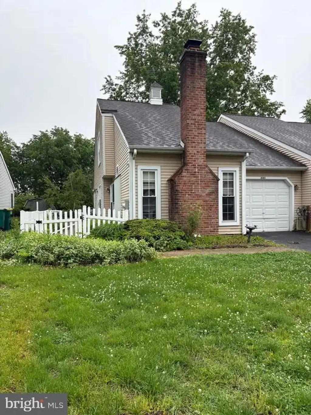 285 Woods Edge Pl, LANGHORNE