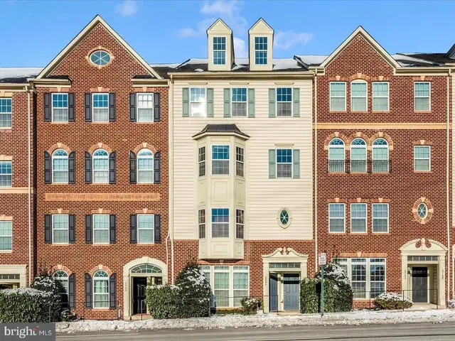 208-b Mill Pond Rd, Frederick