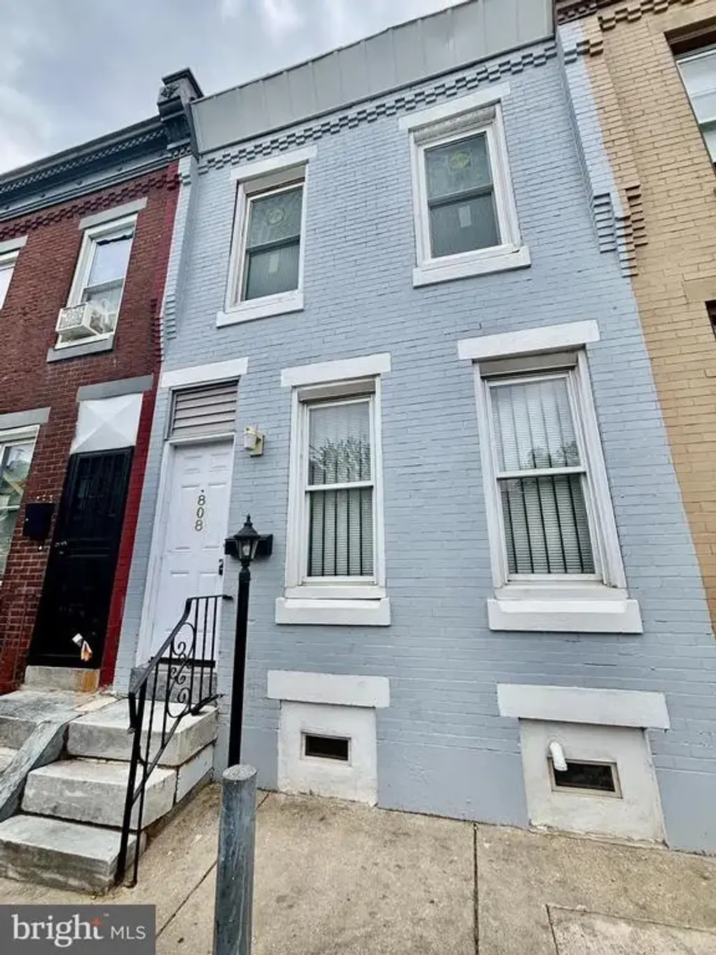 808 E Hilton St, PHILADELPHIA