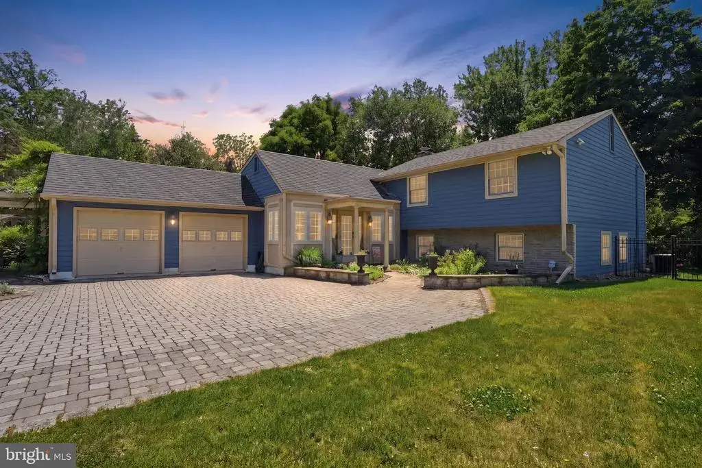 621 River Rd, YARDLEY