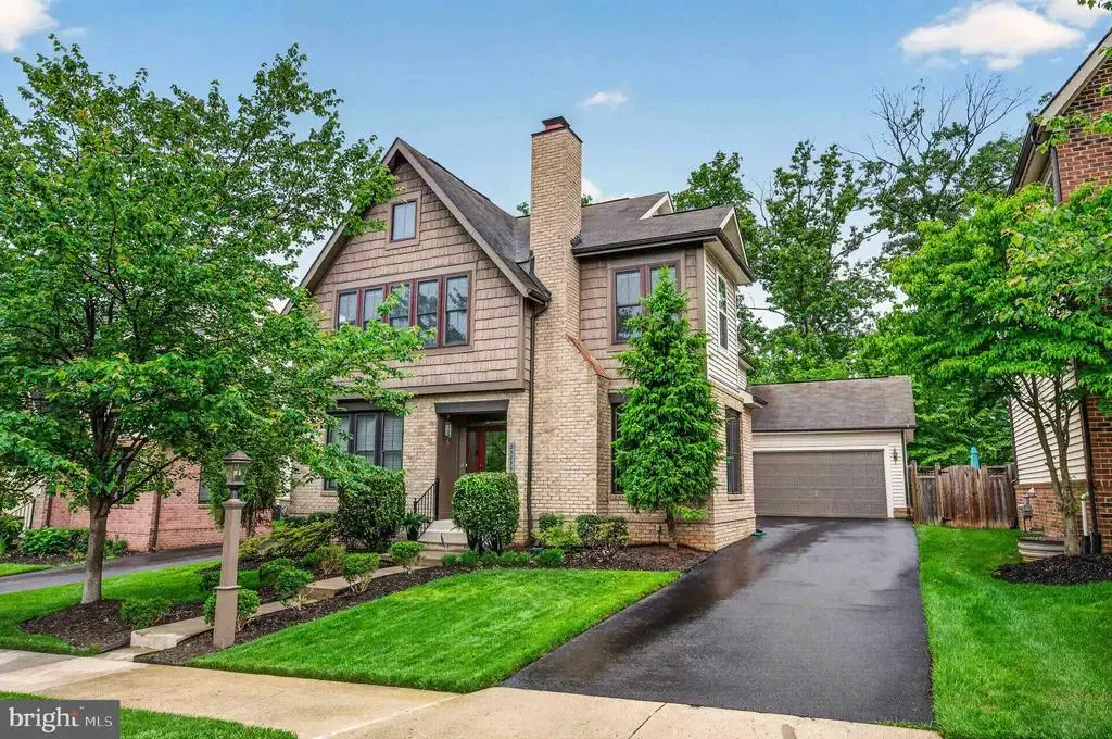 23259 April Mist Pl, BRAMBLETON
