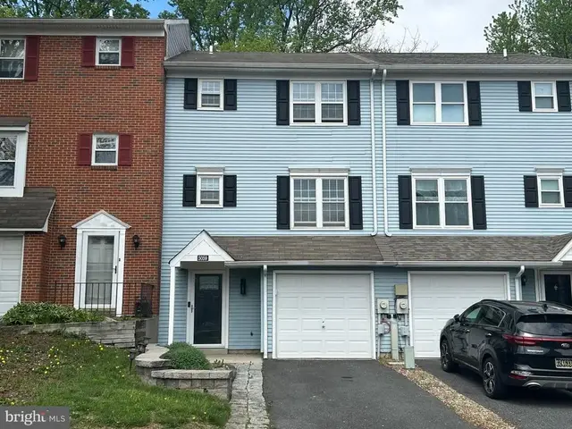 5059 E Woodmill Dr, Wilmington