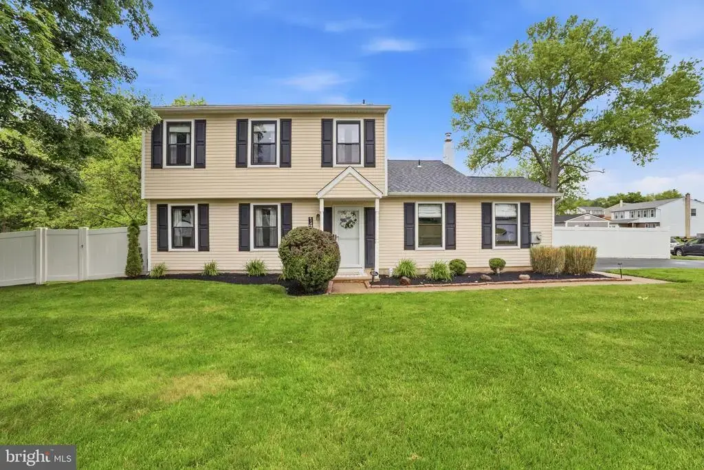 148 Hampton Dr, LANGHORNE
