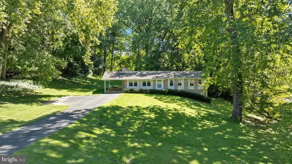11219 Lakeview Dr, DUNKIRK