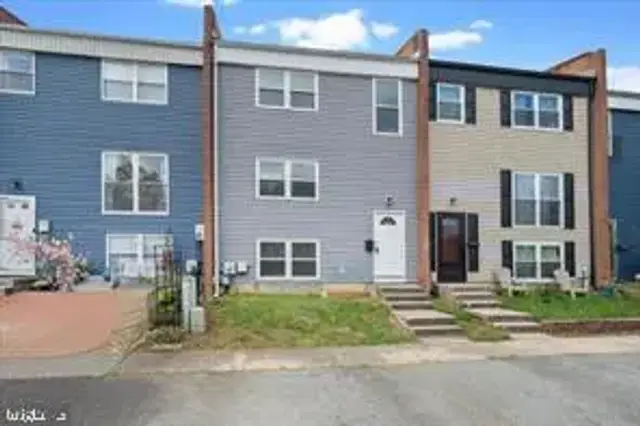 5 Farnsworth Rd, Newark