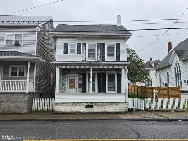 706 Main St, Lykens