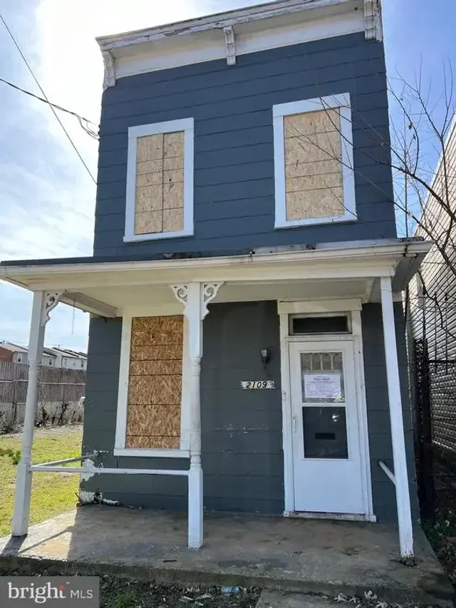 2109 Fairlawn Ave Se, Washington