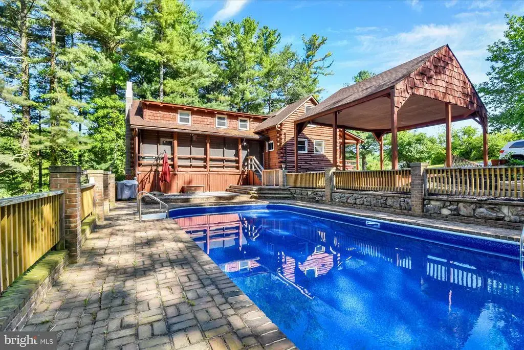 3299 Lineboro Rd, MANCHESTER