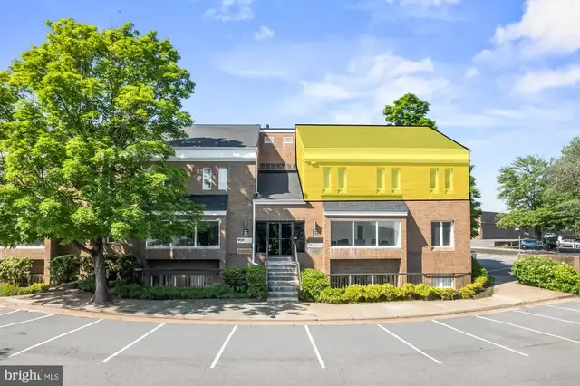 3823 Plaza Drive, Fairfax