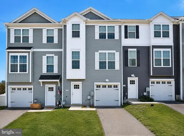 65 Overlook Dr, Hanover