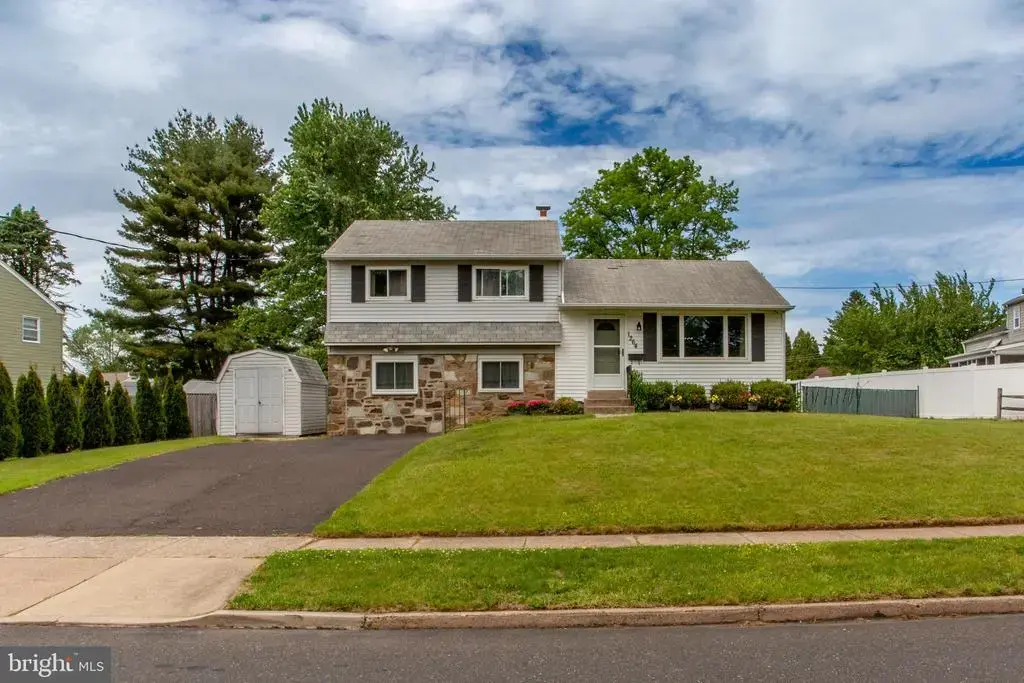 1264 Tulip Rd, WARMINSTER