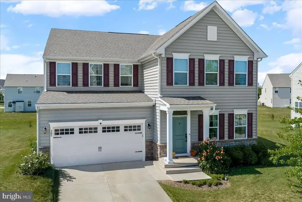 305 Goodwick Dr, MIDDLETOWN