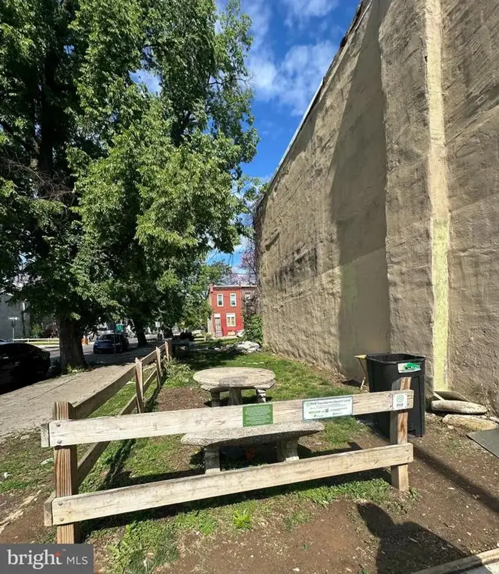 2300 N Cleveland St, PHILADELPHIA
