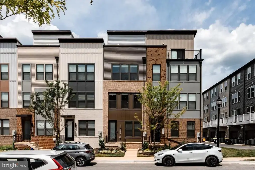 2503 Emerald Branch Dr, HYATTSVILLE