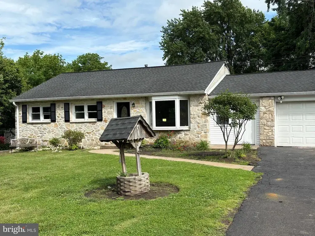 1217 Greeley Ave, WARMINSTER
