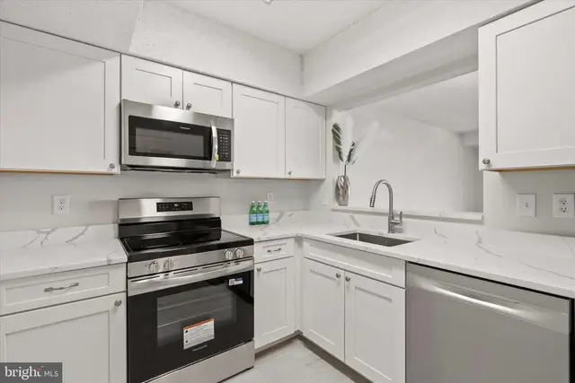 5505 Seminary Rd #1212-n, Falls Church