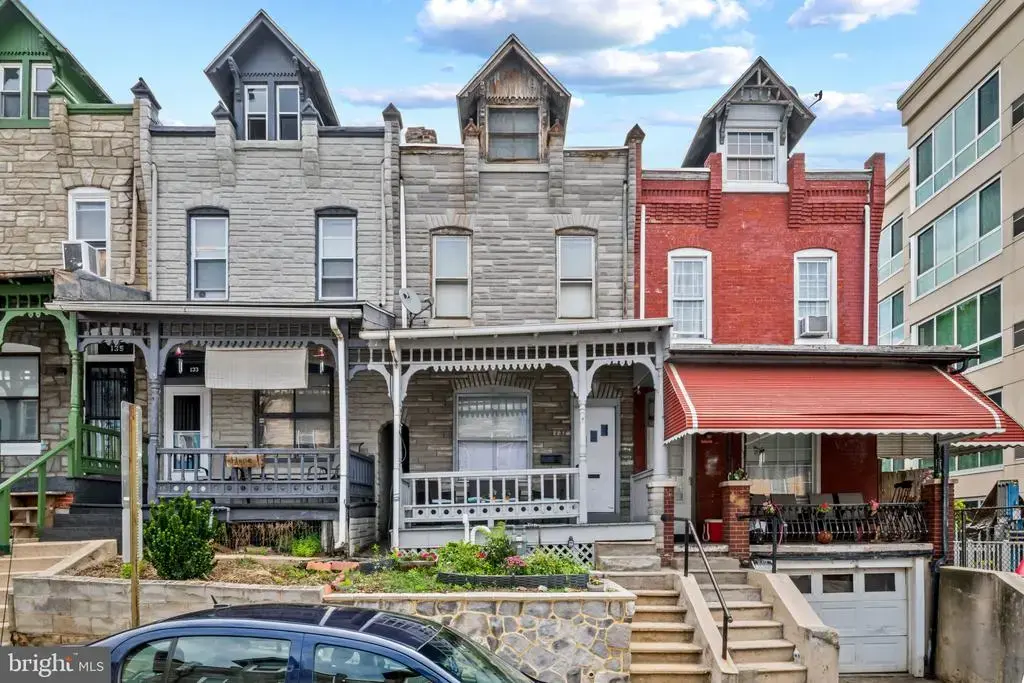 131 Pear St, READING