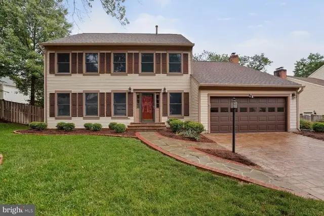 7007 Devereux Circle Dr, Alexandria