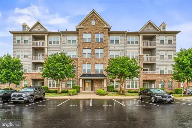 6501 Walcott Ln #301, Frederick