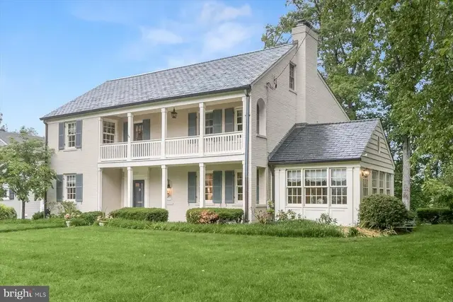 5013 Scarsdale Rd, Bethesda
