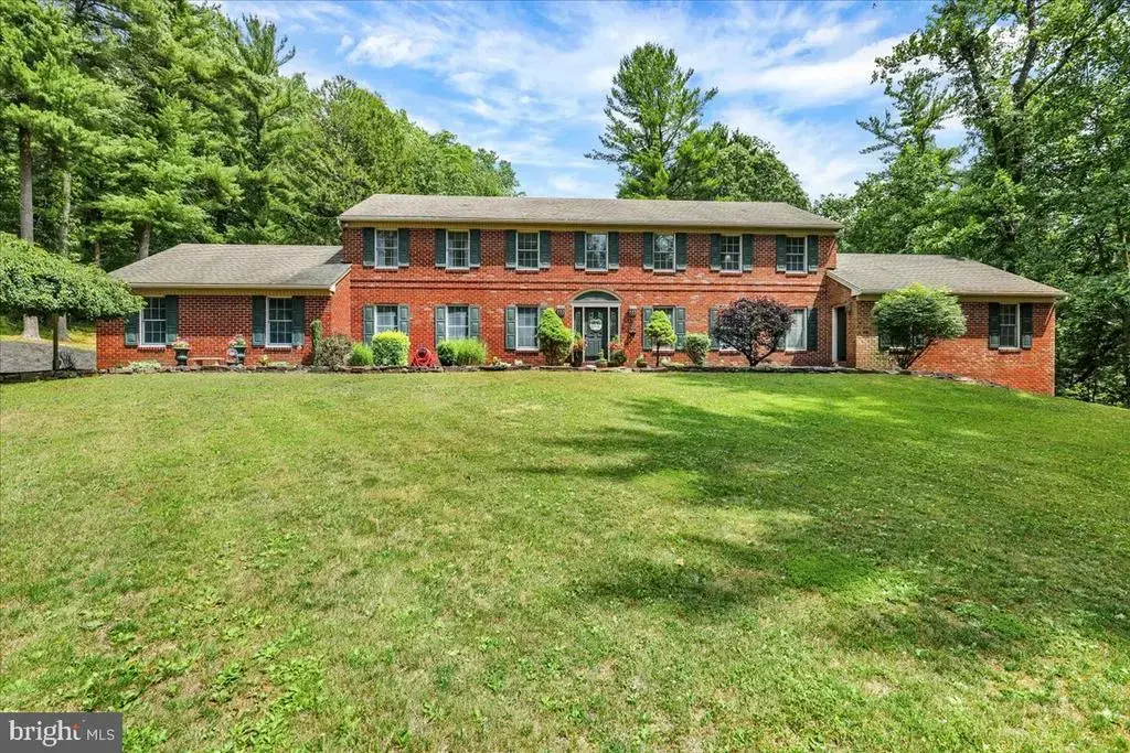 8 Tudor Ct, MOHNTON