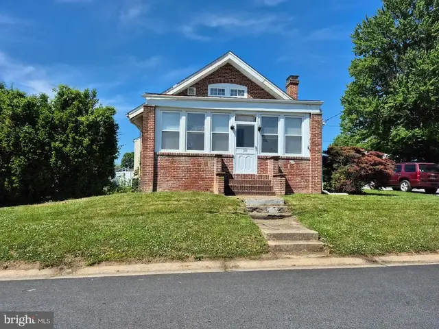 201 W Summit Ave, Wilmington