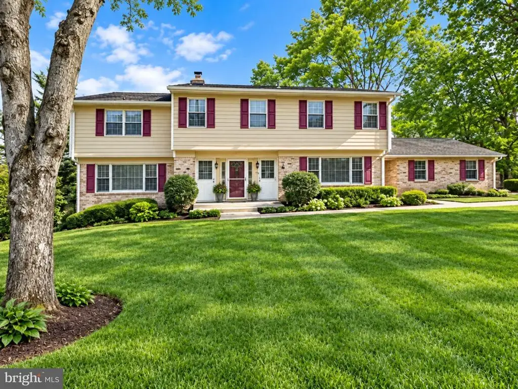 929 Woburn Ct, MCLEAN
