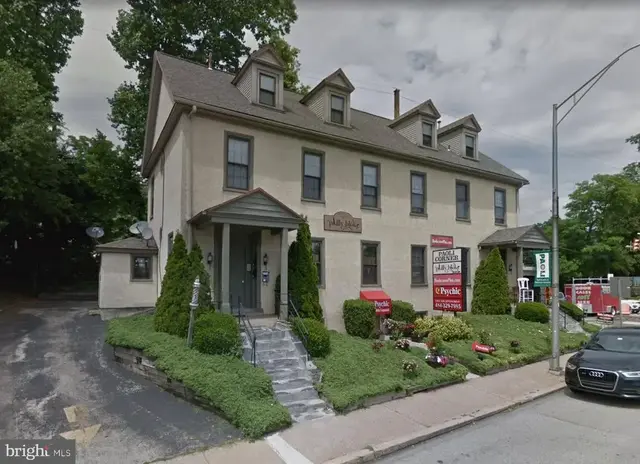 123-125 E Lancaster Ave, Paoli