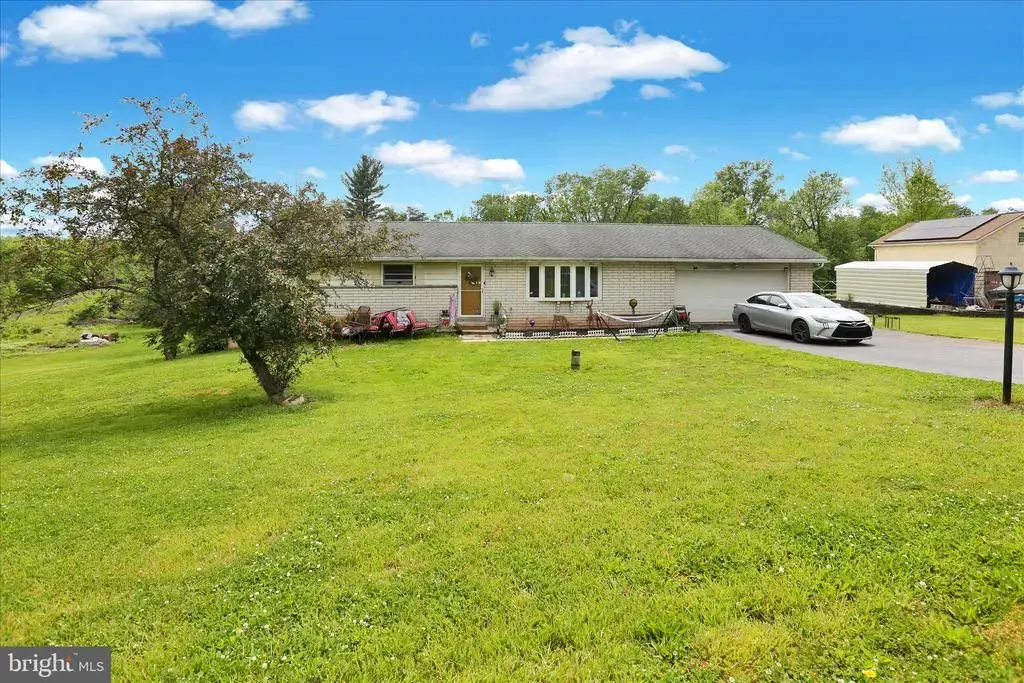 88 Spruce Ave, BIRDSBORO