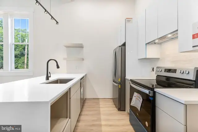 2300 W 17th St #3, Wilmington