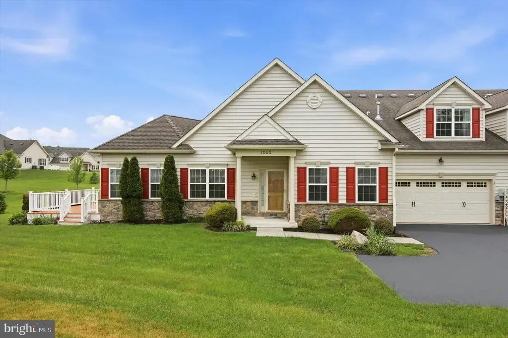 1052 Arbour Ln, QUAKERTOWN