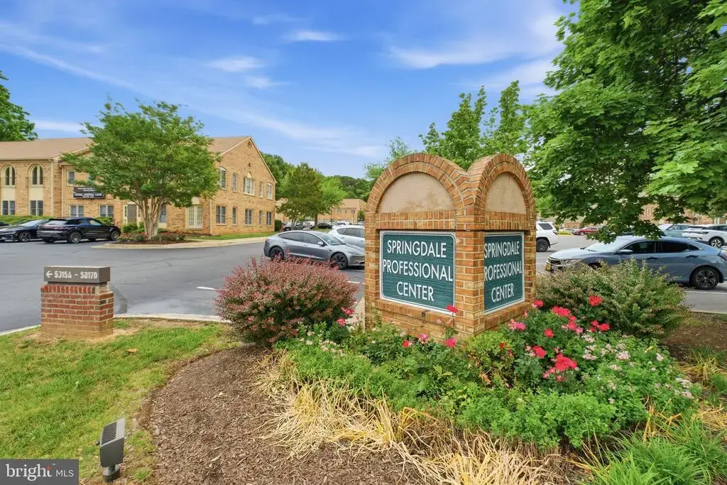 5051 Backlick Rd #a & B, ANNANDALE