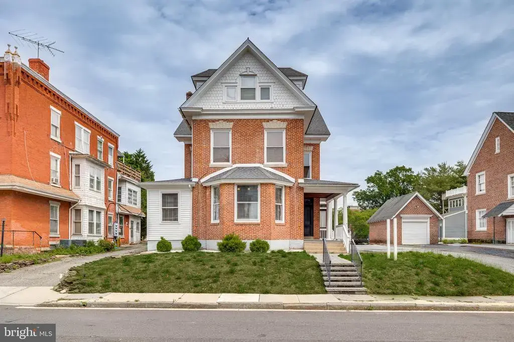 48-50 Newton, WOODBURY