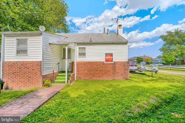 502 Grovethorn Rd, Middle River