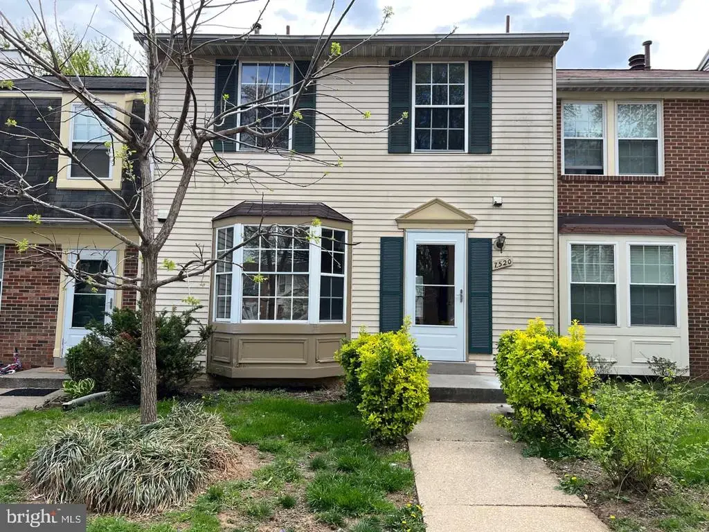 7520 Indian Hills, DERWOOD