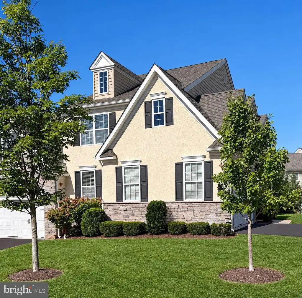 2004 Pleasant Valley Dr, LANSDALE