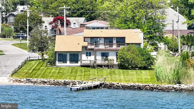 208 Salisbury St, Rehoboth Beach