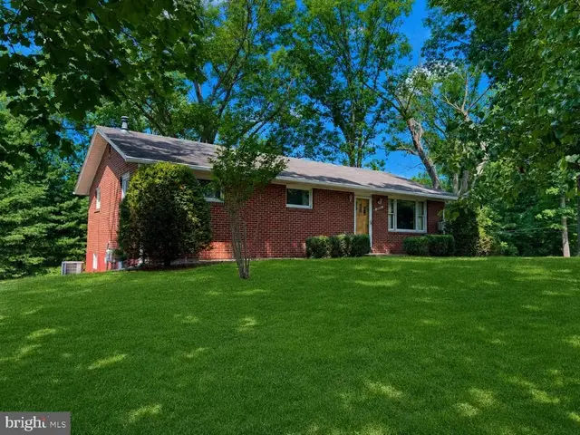 13311 Flower St, Cumberland