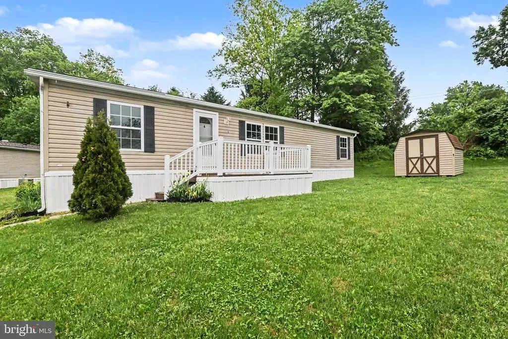 49 Meadowview Dr, NEW BLOOMFIELD