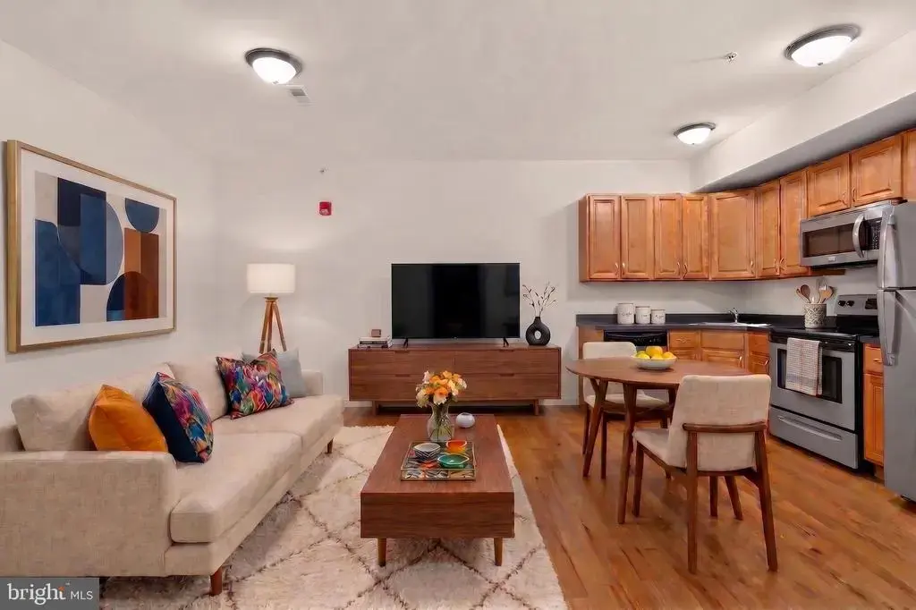 4011 Baring St #5, PHILADELPHIA