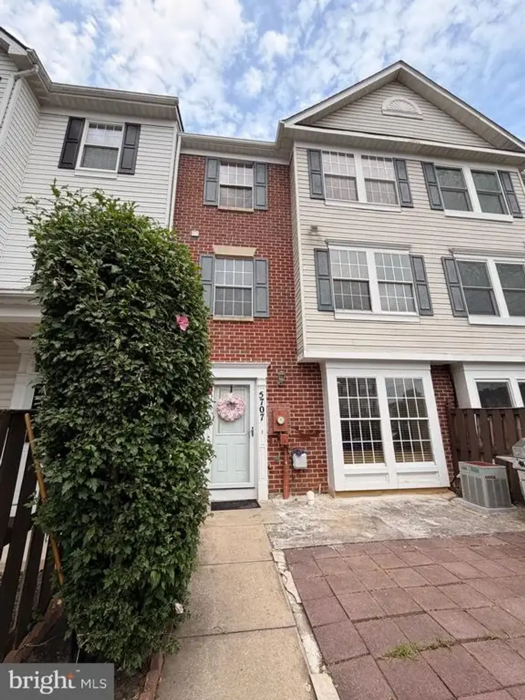 5707 Duke Ct, FREDERICK