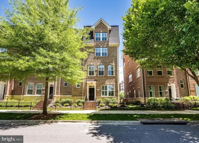 310 Crown Park Ave, Gaithersburg
