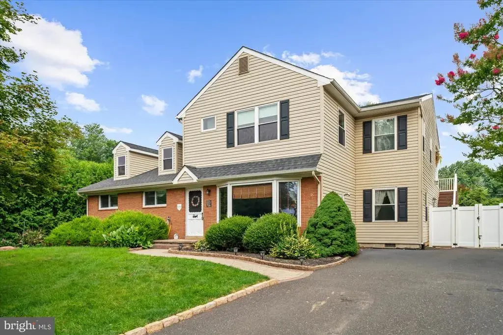 34 Butternut Dr, HATBORO