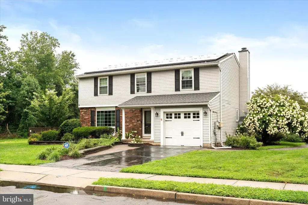 16 Ross Rd, BURLINGTON TOWNSHIP