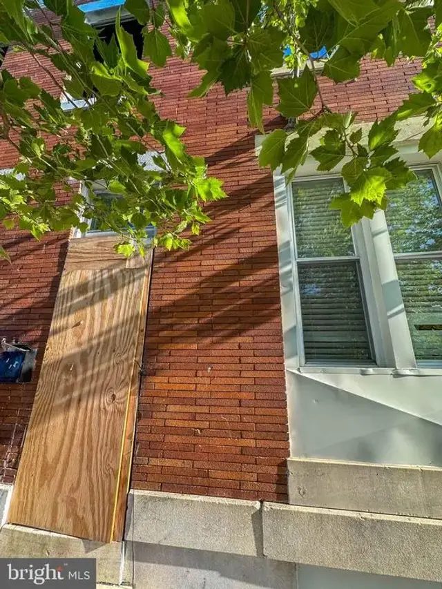 2416 Oliver St E, Baltimore