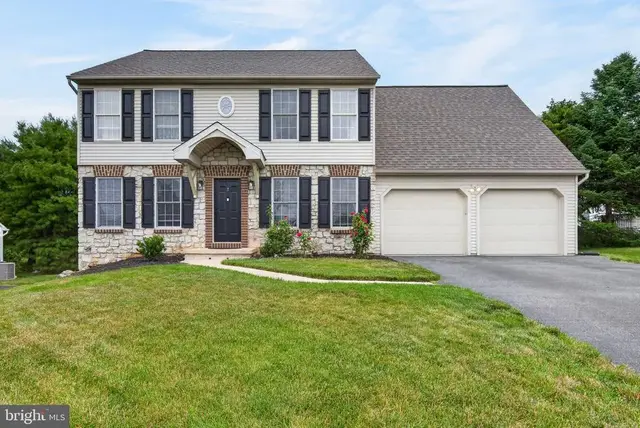 7 Marquis Ct, Lititz