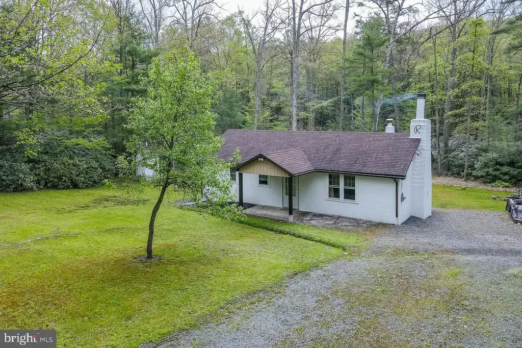 556 Treaster Kettle Rd, BOALSBURG
