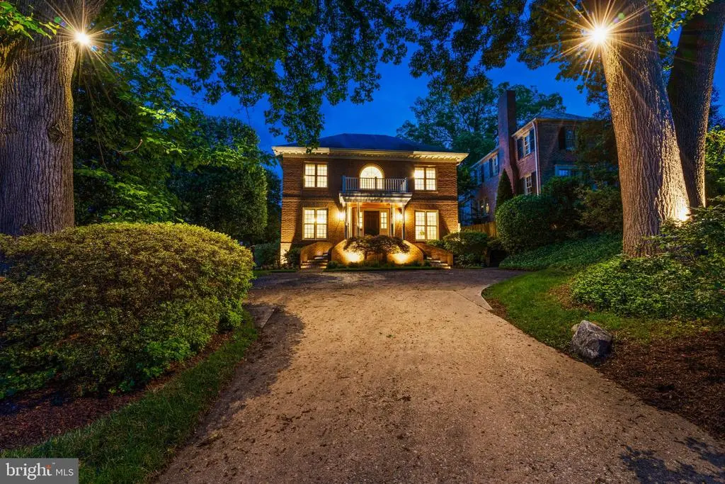 5313 Massachusetts Ave, BETHESDA